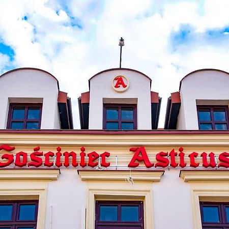 Gosciniec Asticus Jarosław Exterior foto