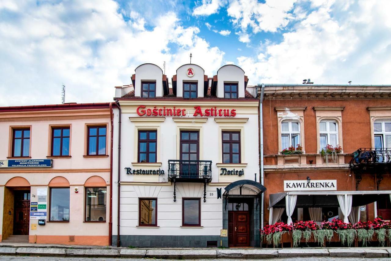 Gosciniec Asticus Jarosław Exterior foto