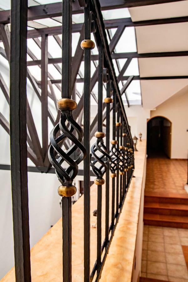 Gosciniec Asticus Jarosław Exterior foto